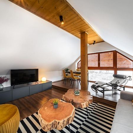 Cozy Mountain Attic Apartment In High Tatras Vel'ka Lomnica Exterior foto